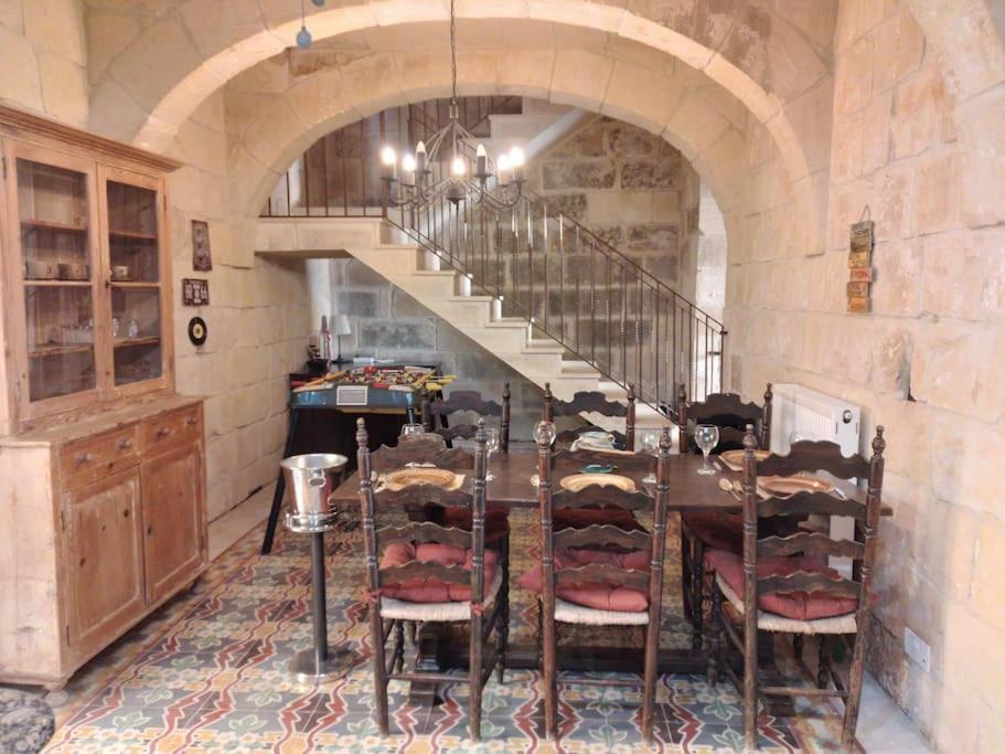 Geligiz Farmhouse Għajnsielem Exteriér fotografie