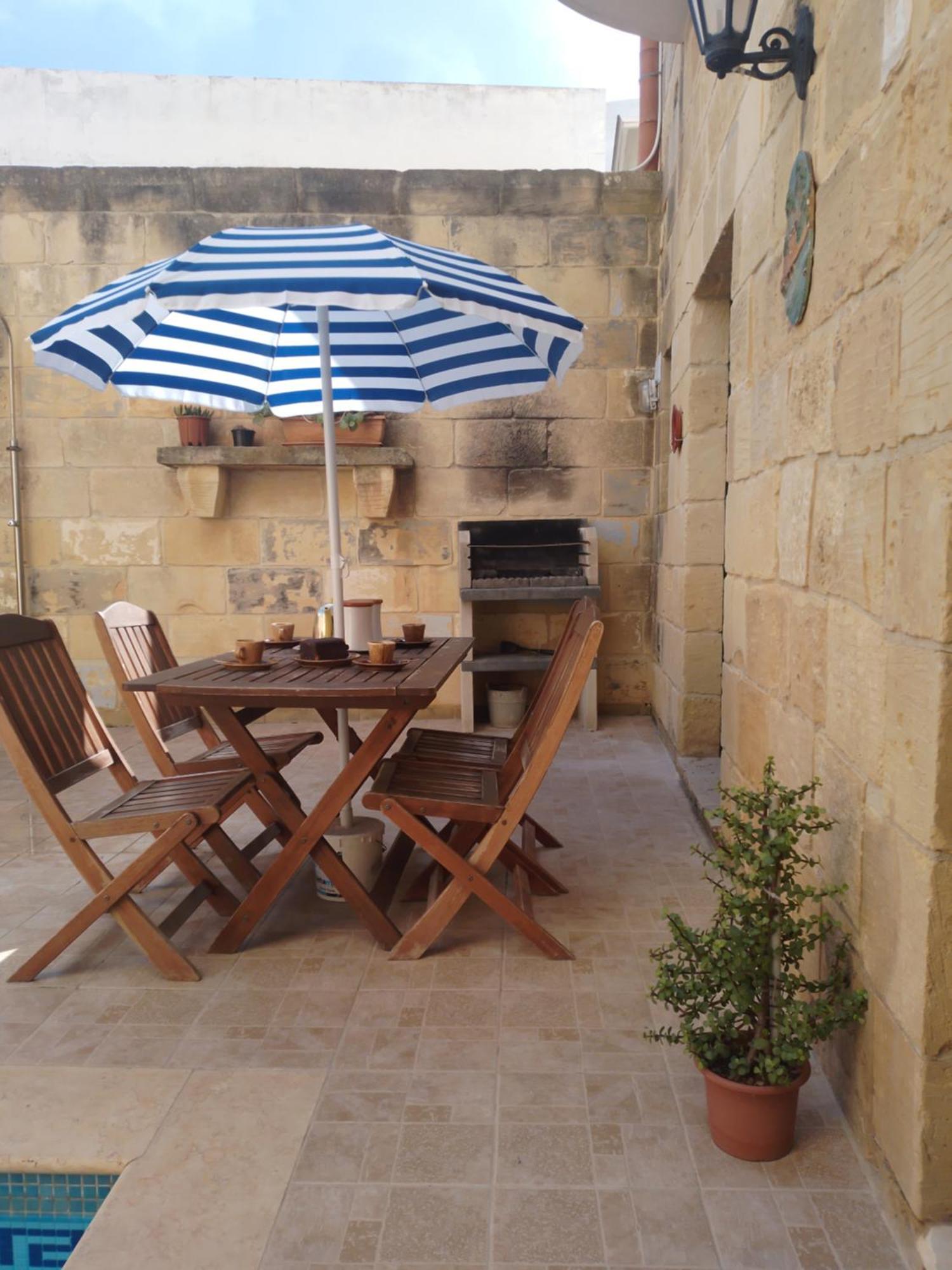 Geligiz Farmhouse Għajnsielem Exteriér fotografie